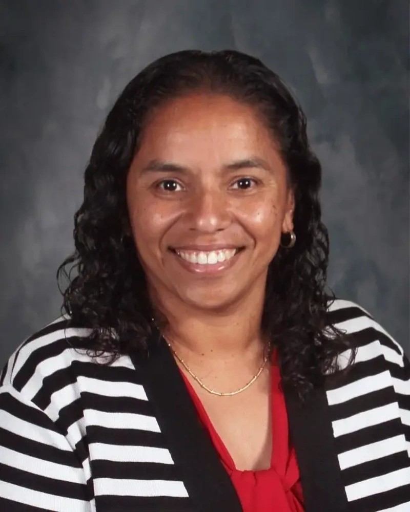 Principal Katrina McLean headshot